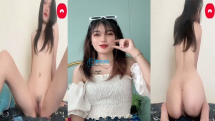 คลิปxxxคอลเสียวน้องใบปอ สาวอุบลสุดน่ารักแหกหีโชว์หน้ากล้อง แคมหีสีชมพู กลีบสวยอย่างแจ๋มเลย